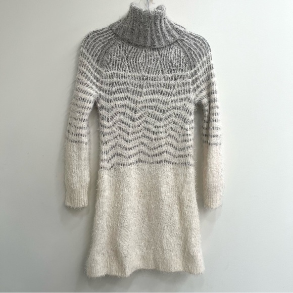 Anthropologie Sleeping on Snow Turtleneck eyelash sweater dress gray cream small - Picture 4 of 11